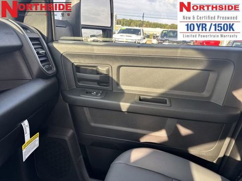 New 2026 RAM 2500 Tradesman w/ Chrome Appearance Group image 27