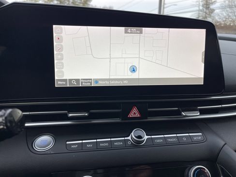 Certified 2025 Hyundai Elantra SEL w/ Cargo Package image 10