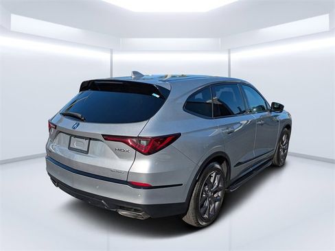 Used 2022 Acura MDX A-Spec image 3