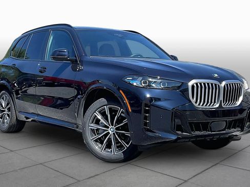 New 2026 BMW X5 xDrive40i w/ M Sport Package AWD/4WD image 2