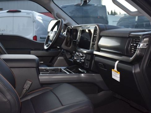 New 2025 Ford F350 Lariat w/ Lariat Ultimate Package image 10