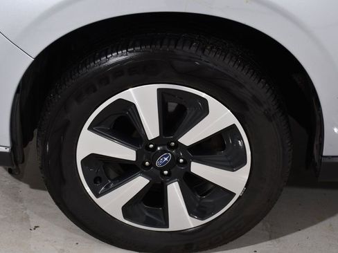 Used 2017 Subaru Forester 2.5i Premium w/ All-Weather Package image 24