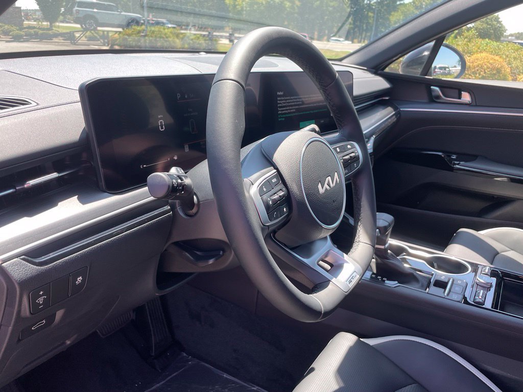 New 2026 Kia K5 GT-Line FWD image 9