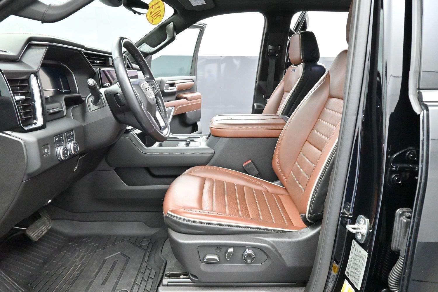 Used 2024 GMC Sierra 2500 Denali Ultimate AWD/4WD image 13