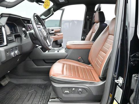 Used 2024 GMC Sierra 2500 Denali Ultimate AWD/4WD image 13