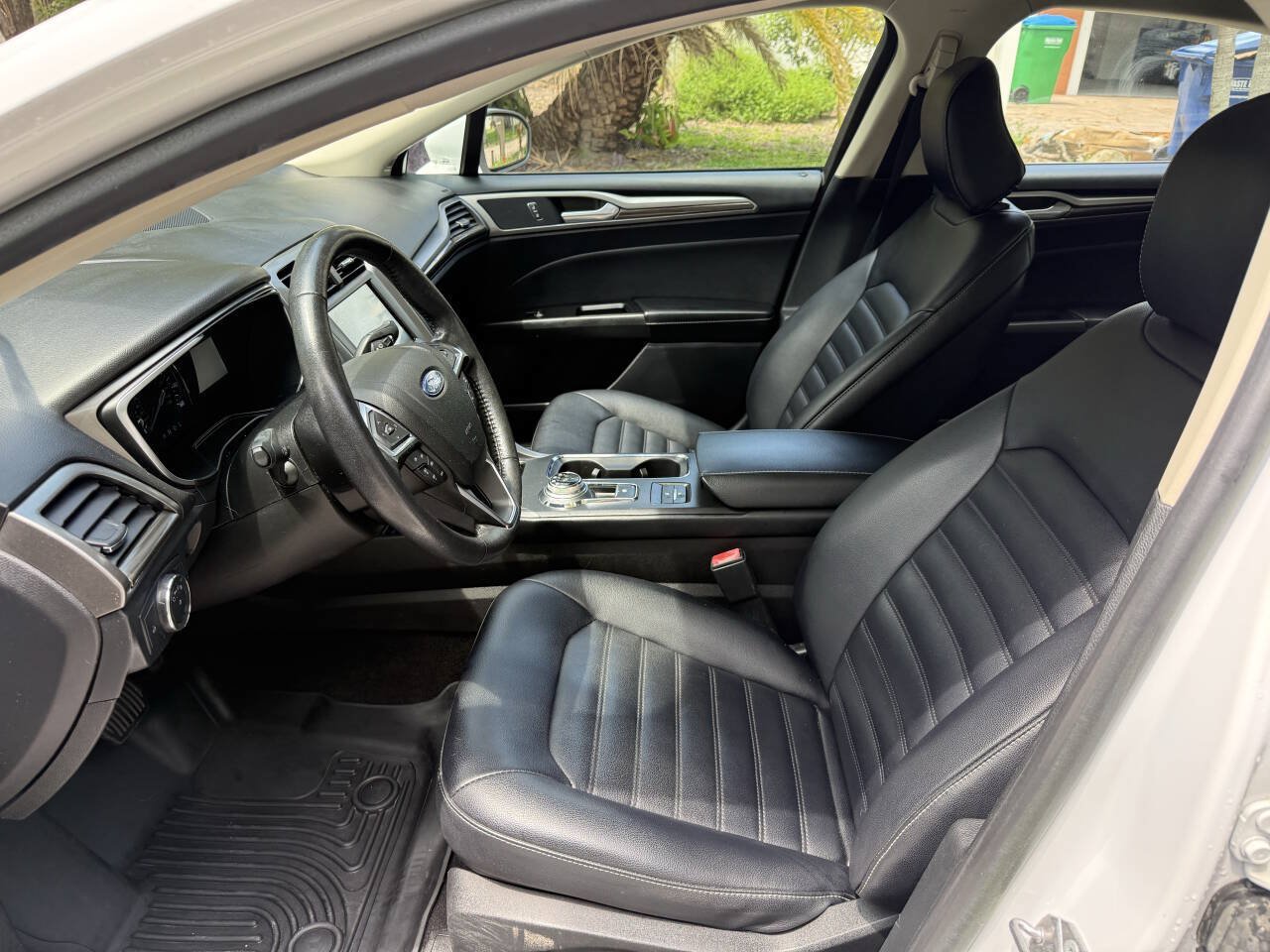 Used 2020 Ford Fusion SEL FWD image 8