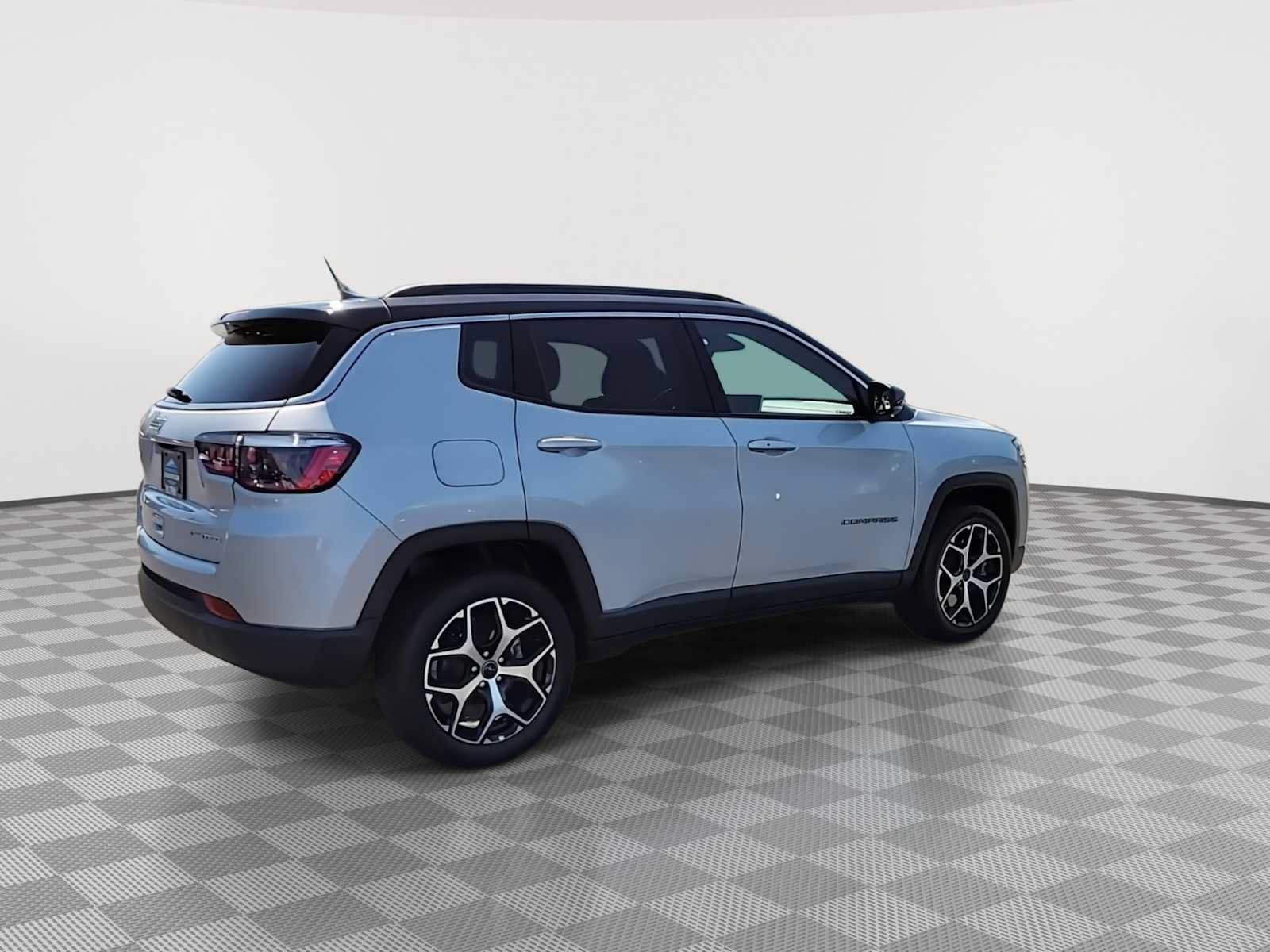 Used 2025 Jeep Compass Limited AWD/4WD image 8