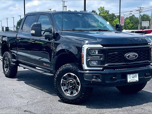 Used 2024 Ford F250 Lariat w/ Lariat Ultimate Package AWD/4WD image 32
