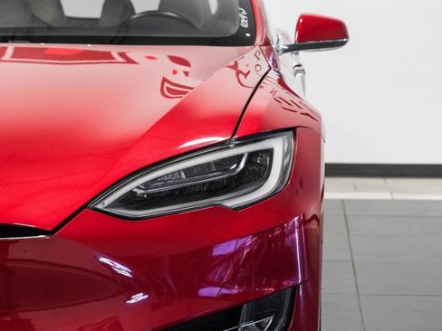 Used 2018 Tesla Model S P100D image 48