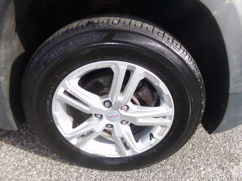 Used 2018 GMC Terrain SLE image 20