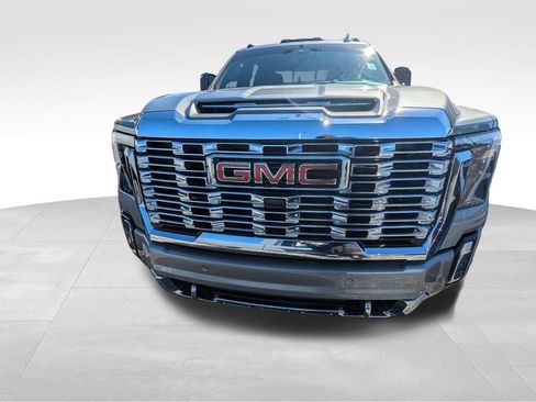 Certified 2024 GMC Sierra 3500 Denali w/ Denali Reserve Package image 11