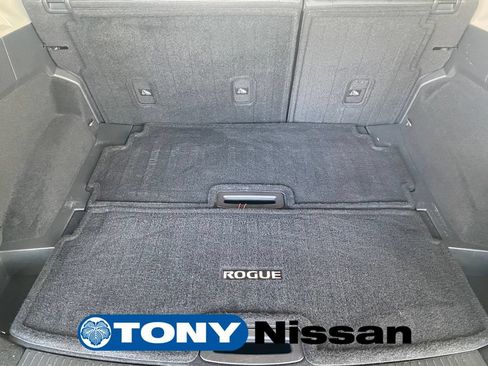 Used 2023 Nissan Rogue SL w/ SL Premium Package FWD image 29