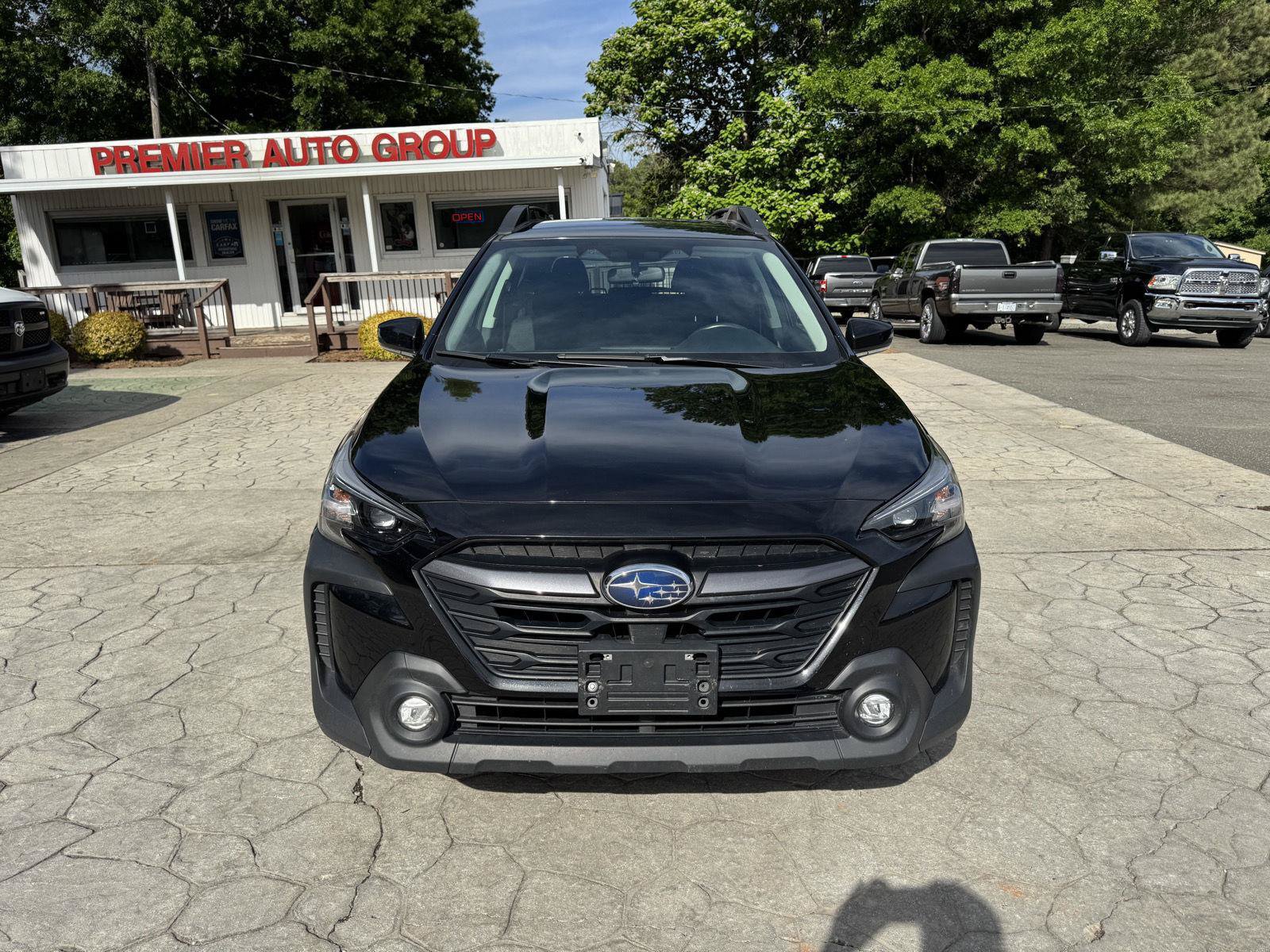 Used 2024 Subaru Outback Premium AWD/4WD image 18