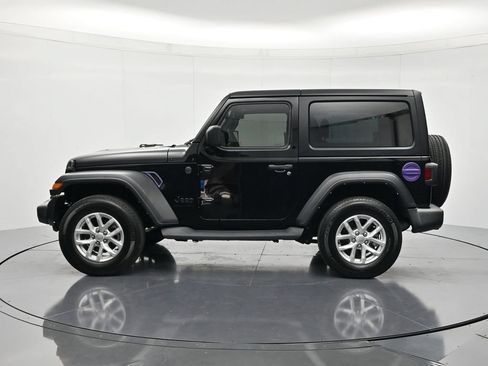 Used 2023 Jeep Wrangler Sport AWD/4WD image 8