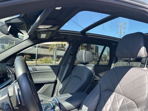 Used 2025 BMW X5 M60i w/ Parking Assistance Package AWD/4WD image 10