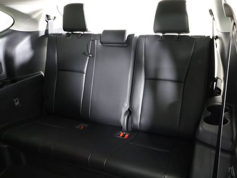 Used 2020 Toyota Highlander Limited image 36