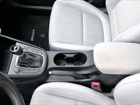 Used 2023 Hyundai Kona SEL w/ Convenience Package image 15