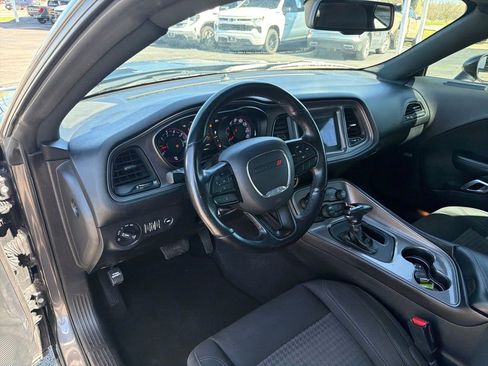 Used 2023 Dodge Challenger SXT w/ Blacktop Package image 23