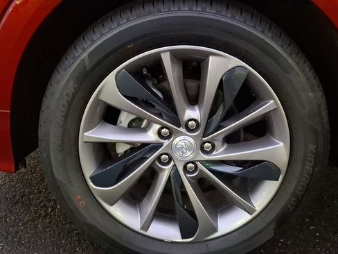 Certified 2023 Buick Encore GX Select w/ Sport Touring Package image 28