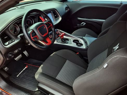 Used 2021 Dodge Challenger R/T Scat Pack RWD image 10