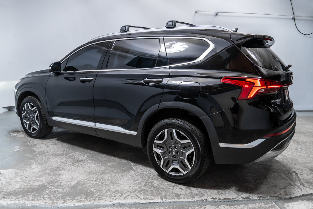 Used 2023 Hyundai Santa Fe Limited AWD/4WD image 2