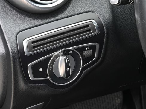 Used 2019 Mercedes-Benz C 300 Sedan image 27