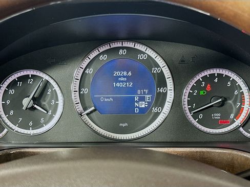 Used 2011 Mercedes-Benz E 350 Sedan image 18