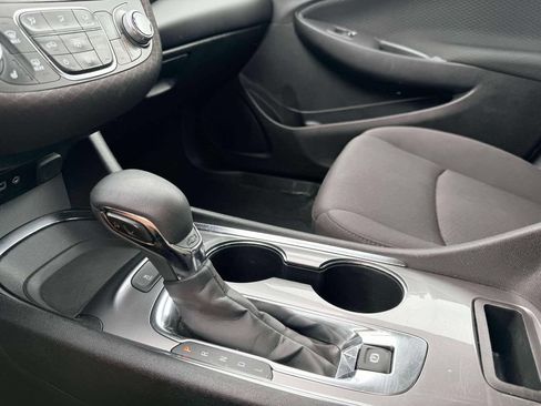 Used 2023 Chevrolet Malibu LT w/ Driver Confidence Package FWD image 30