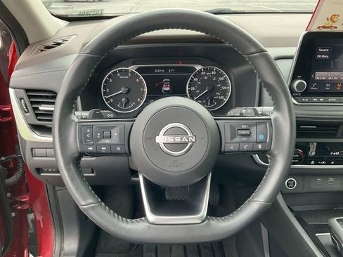Used 2023 Nissan Rogue SV w/ SV Premium B Package AWD/4WD image 19