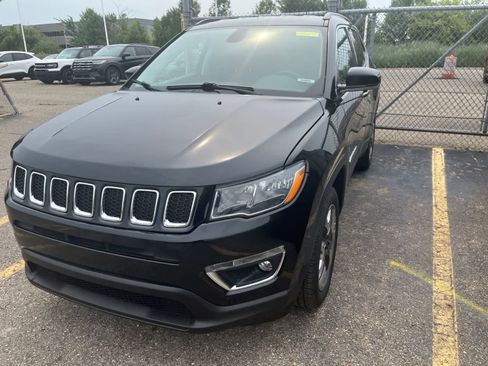 Used 2019 Jeep Compass Limited AWD/4WD image 5