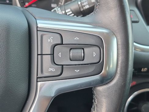 Used 2020 Chevrolet Blazer LT FWD image 19