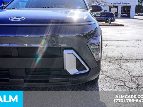 Used 2025 Hyundai Kona SEL image 17