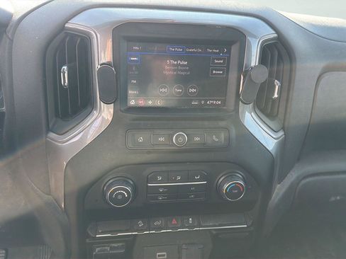 Used 2020 Chevrolet Silverado 1500 Custom Trail Boss w/ Custom Convenience Package image 15