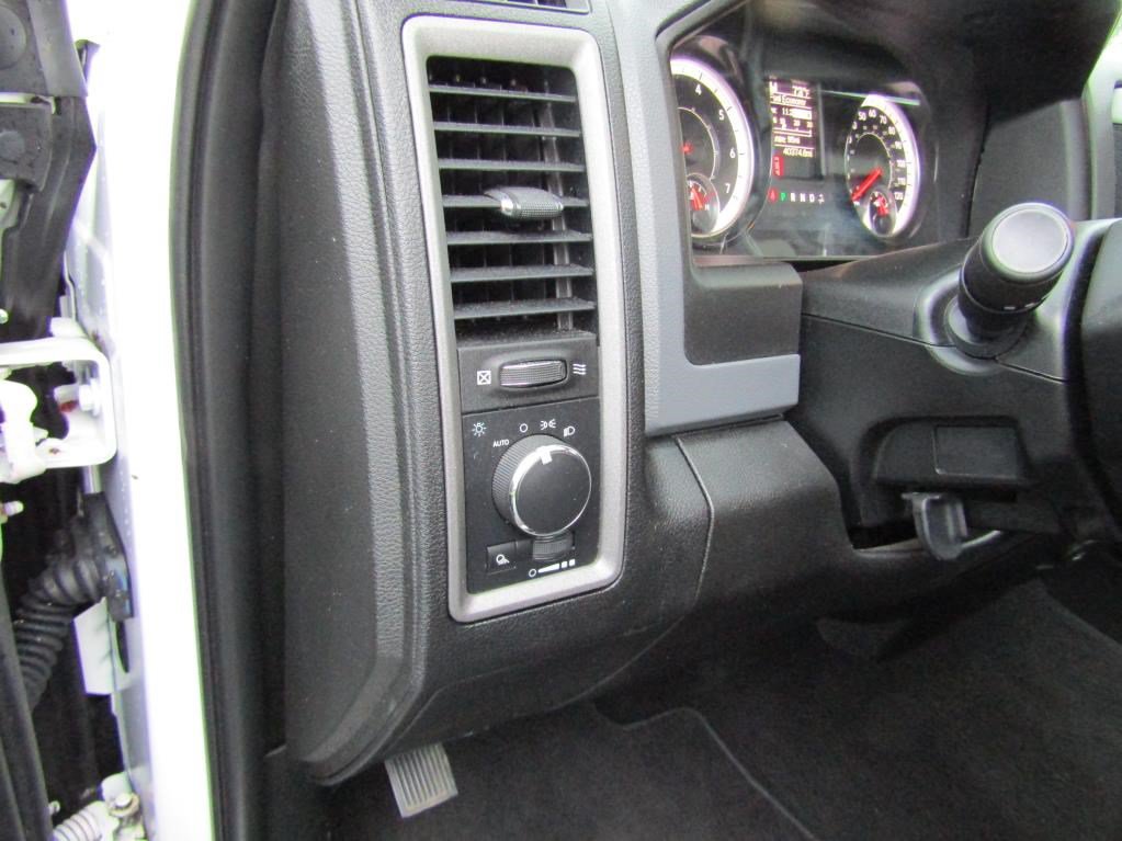Used 2018 RAM 2500 Tradesman w/ Chrome Appearance Group AWD/4WD image 12