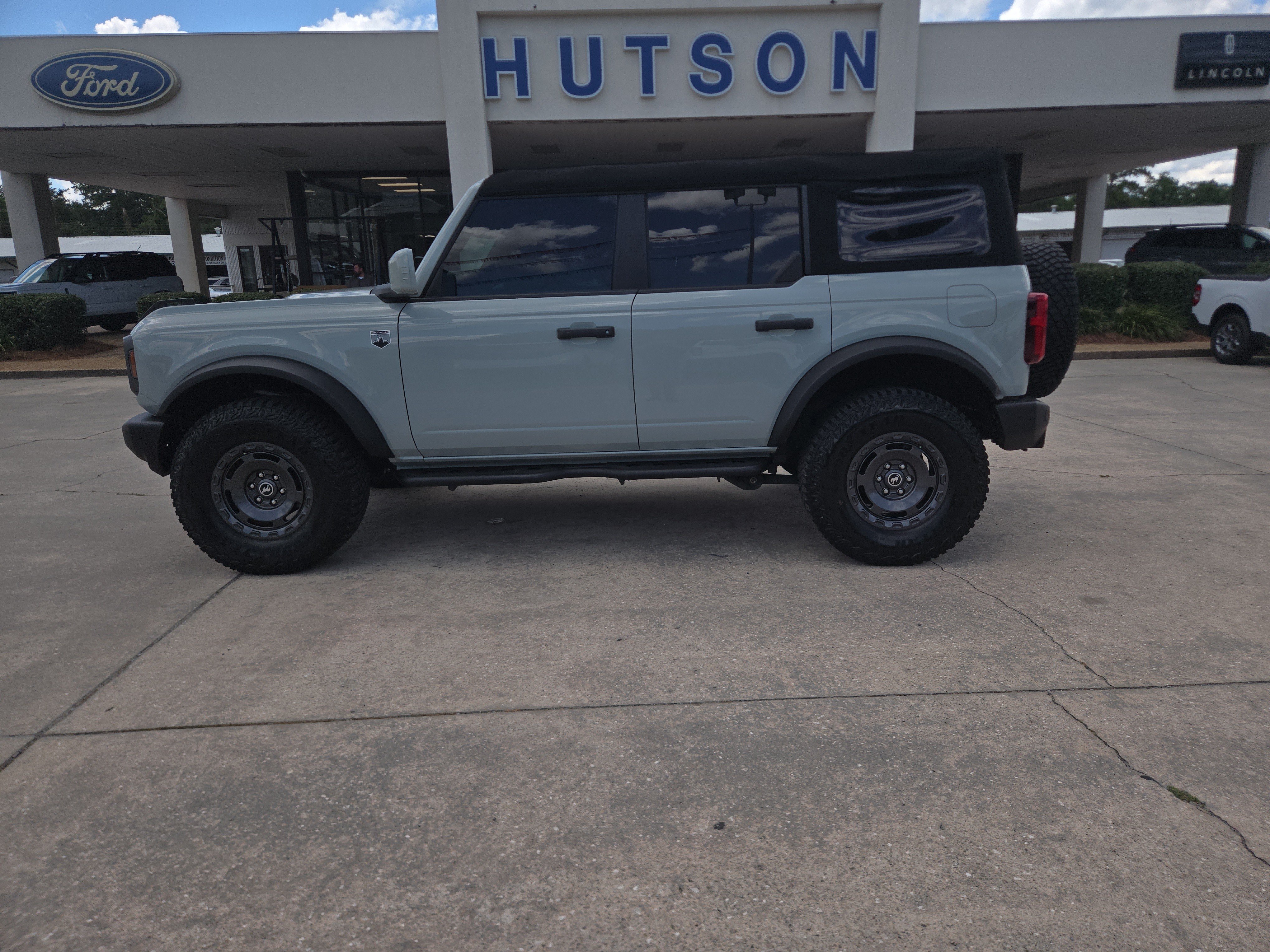 Used 2024 Ford Bronco Big Bend AWD/4WD image 1