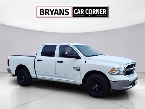 Used 2023 RAM 1500 Classic SLT w/ Trailer & Traction Group image 24