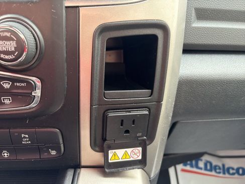Used 2018 RAM 2500 Big Horn AWD/4WD image 23