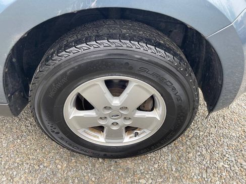 Used 2011 Ford Escape XLT FWD image 29