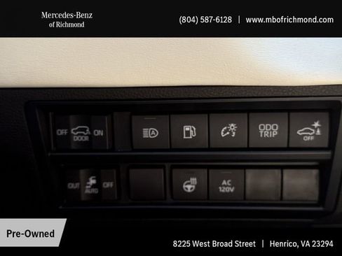 Used 2023 Toyota Sequoia Capstone AWD/4WD image 21