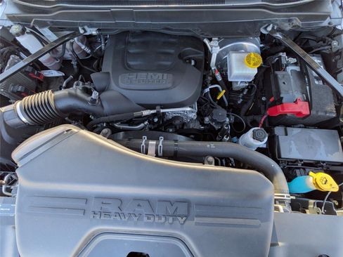 Certified 2024 RAM 2500 Big Horn w/ Bed Utility Group AWD/4WD image 32