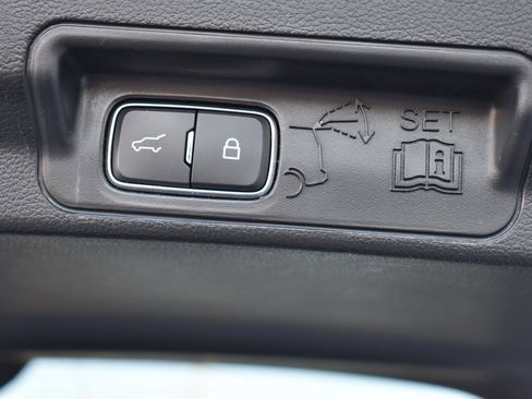 Used 2024 Ford Explorer XLT w/ Equipment Group 202A image 48