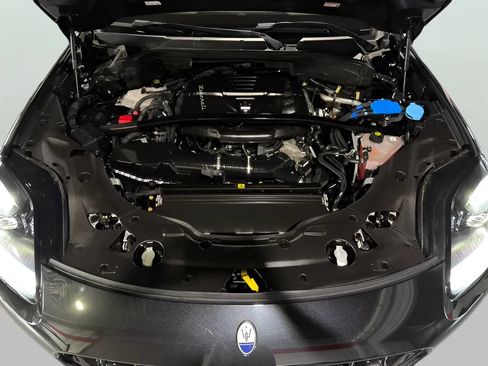 Used 2023 Maserati Grecale GT AWD/4WD image 9