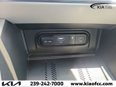 Certified 2025 Kia Sportage EX FWD image 31