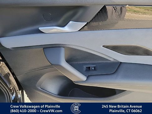 New 2026 Volkswagen Tiguan SE R-Line image 46