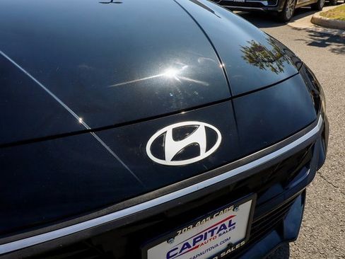 Used 2024 Hyundai Elantra SE image 20