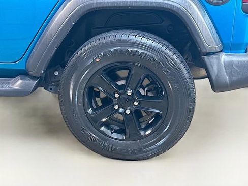 Used 2020 Jeep Wrangler Unlimited Sport image 5