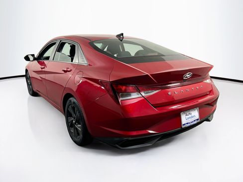 Used 2023 Hyundai Elantra SEL FWD image 7