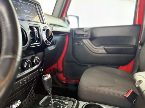 Used 2017 Jeep Wrangler Unlimited Sport w/ Quick Order Package 24S image 34