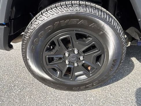 Used 2018 Jeep Wrangler Unlimited Sport S AWD/4WD image 20