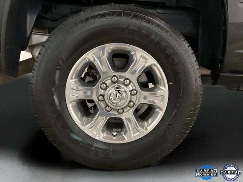 Used 2024 RAM 2500 Big Horn w/ Safety Group image 25